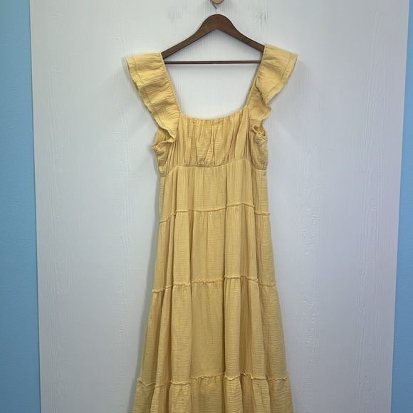 Free The Roses - Yellow Sweetheart With Raw Edges Details Maxi Dress Size  Large - Picture 13 of 14